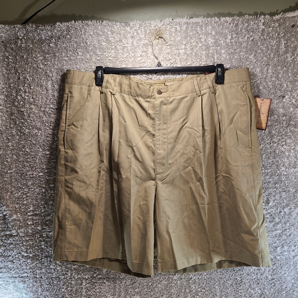 Caribbean Joe Mens 48 Khaki Tan Pleated Easy Care Shorts NWT
